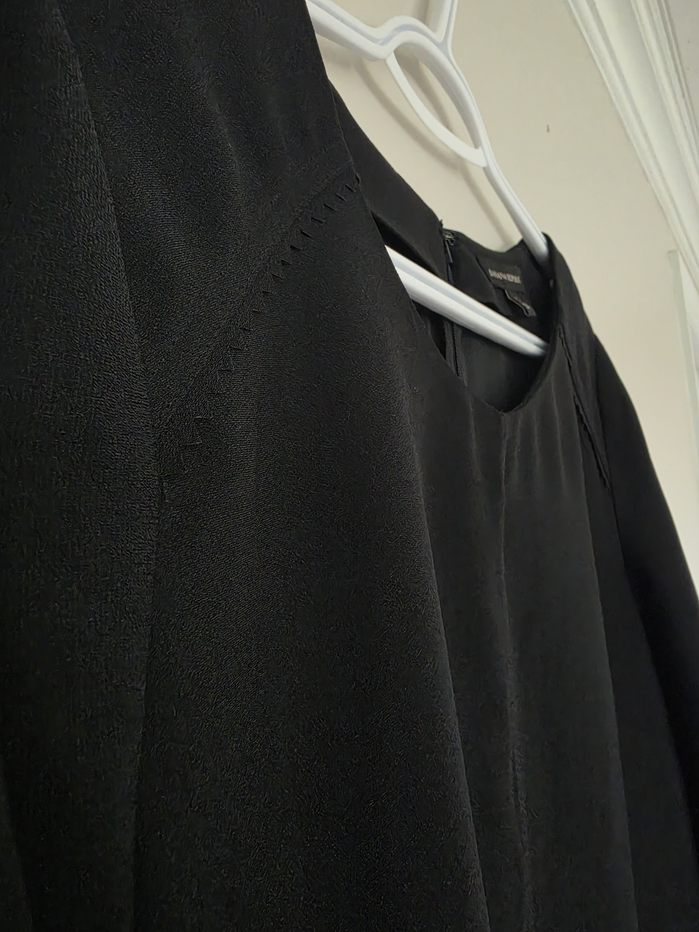 Banana Republic Black 3/4 Sleeve Shift Dress Size 10 Womens Medium. - Picture 3 of 6